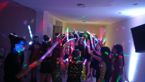 Alquiler De Luces Y Sonido, Karaoke Y Servicio De Dj