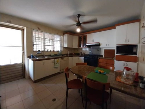 Venta Casa Urb Andres Bello Maracay Estado Aragua Código 241059