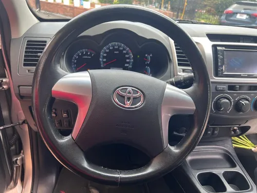 Toyota Fortuner 2.7l