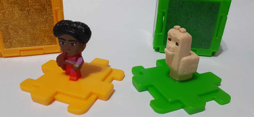 2 Minecraft Mc Donald's 2025 Bloque Oro Y Pasto Dawn Y Llama