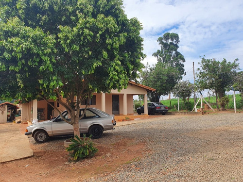 Chacara 1,1/2 Alqueire Casa Sede 3 Dorms,energia,4 Tanques,corrego No Fundo,2 Ranchos Amplos,cercado,terra Boa P/plantio,aceita Casa Eng Coelho Pagame - Ch00049 - 68915056