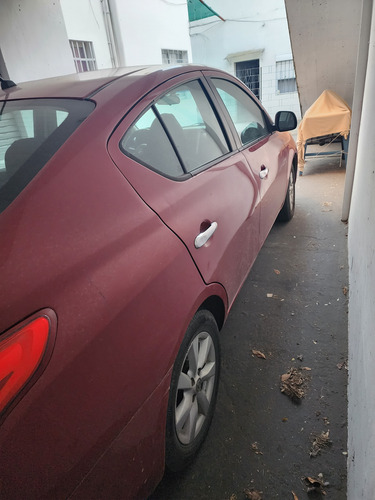 Nissan Versa 1.6 Advance L4 At