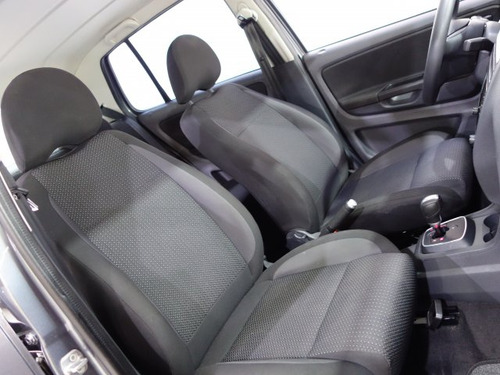 Volkswagen Fox Fox 1.6 MSI TOTAL FLEX CONNECT 4P I-MOTION