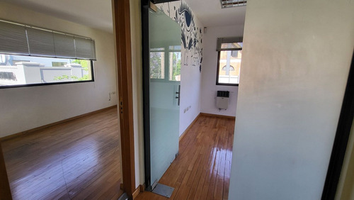 Oficina Alquiler Castelar Complejo Comercial