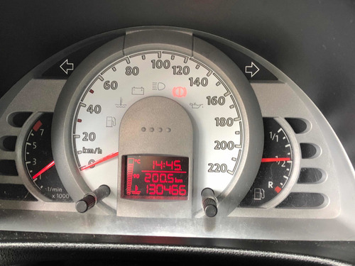 Volkswagen Suran 1.6 I Comfortline 90a 2009