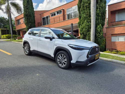 Toyota Corolla Cross Xei Hibrida