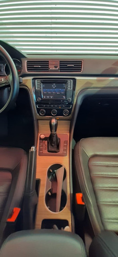Imagen 15 de 15 de Volkswagen Passat 2019 2.5 Tiptronic Sportline At