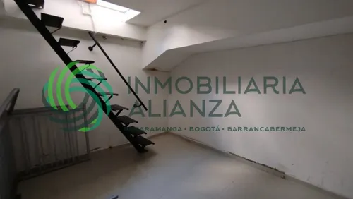 Local En Arriendo En San Francisco. Cod A16899