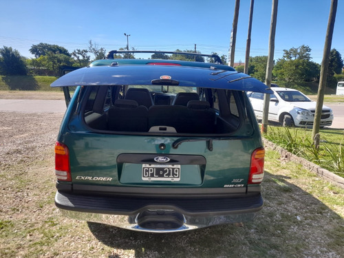 Ford Explorer XLT AT 4X2 4.0 V6