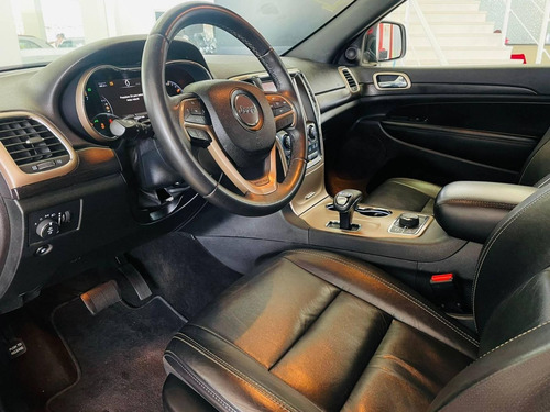 Imagem 4 de 8 de Jeep Grand Cherokee 3.6 Laredo 4x4 V6 24v Gasolina 4p Au...