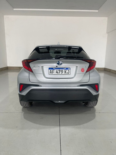 Imagen 4 de 12 de Toyota C-hr Hv 1.8 Ecvt 2022
