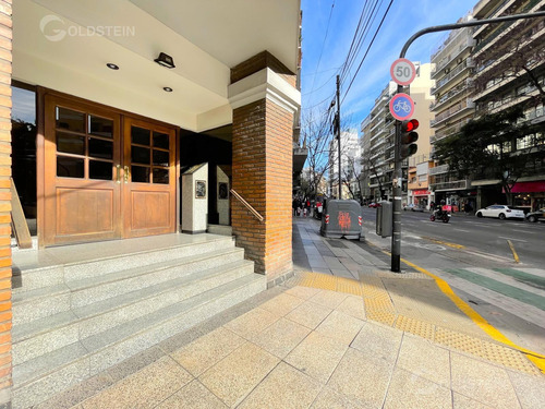 Duplex De Real Categoria Totalmente Recilado, Comoda Cochera Fija Y Baulera