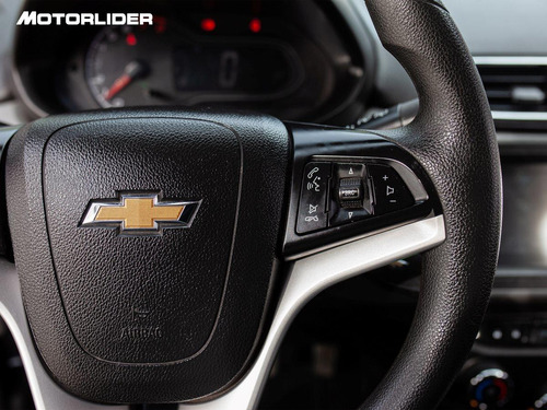 Imagen 17 de 25 de Chevrolet Onix Lt 1.0 Extra Full | Permuta / Financia
