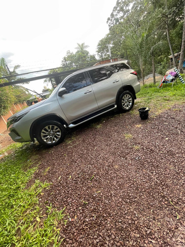 Toyota Hilux SW4 2.8 Srx 177cv 4x4 7as