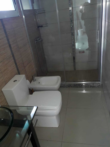 Imagen 4 de 30 de Casa De 3 Dormitorios Y 2 Baños A 50 Mts De La Playa