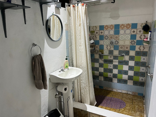 Vendo Casa En Urbanización Bernardo Benavides, Cerca Hospital San Vicente De Paul