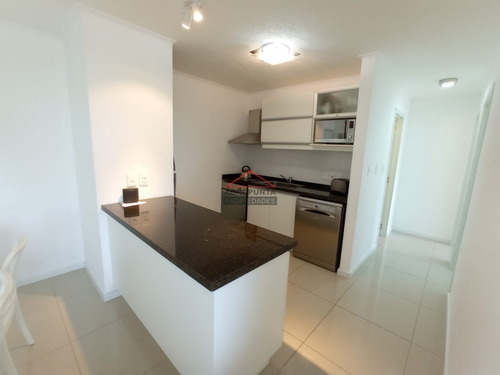 Apartamento En Venta Edificio Con Servicios - Ref: 5250
