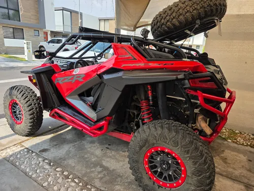 Polaris RZR Rzr pro xp ultimate 1000 turbo