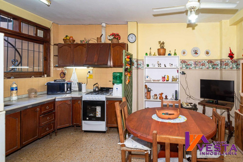Imagen 5 de 17 de Mendoza Al 300-tipo Ph-venta-centro..