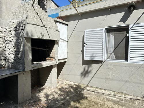 Venta Casa En Laguna De Lobos, 400m2 De Jardín 2 Habitaciones