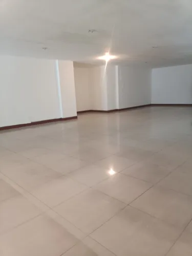 Local Comercial Sobre Av Principal