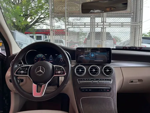 Mercedes-Benz Clase C 2.0 Cgi Exclusive