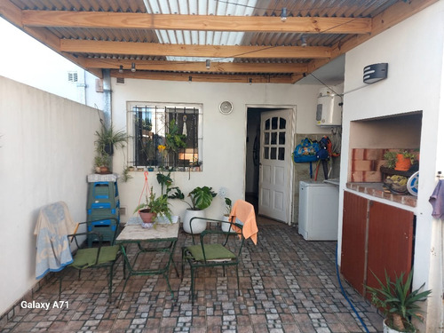 Duplex 3 Ambientes. Ph, Hermosa Casa En Venta En Williams Morris. Hurlingham.