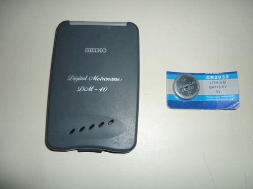 Metrónomo Digital Seiko Dm-40. Usado. Sin Tapa De Pila