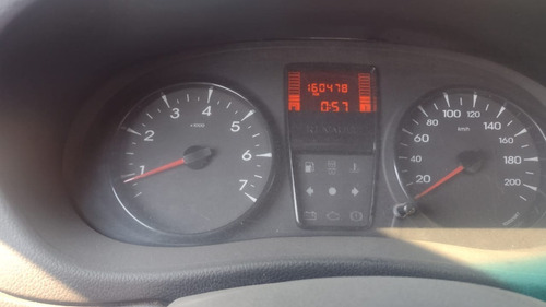 Imagen 5 de 9 de Renault Kangoo Confort 1.5 1plc - Southcar
