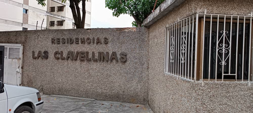 En Venta Apartamento Las Clavellinas