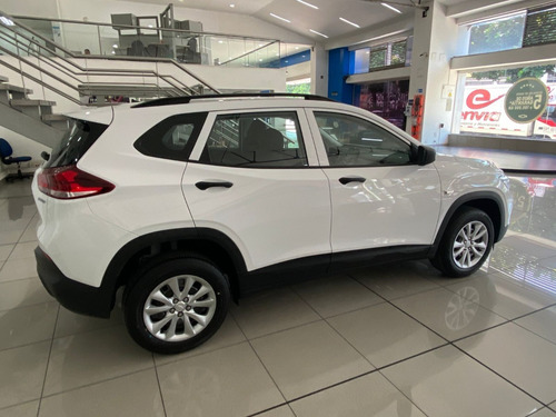 Imagen 6 de 16 de Chevrolet Tracker Turbo Ls Mecánica 2023 - Entrega Inmediata