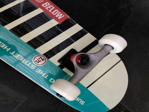 Tabla Skate Completa Below Equipament 7.75 | Laminates