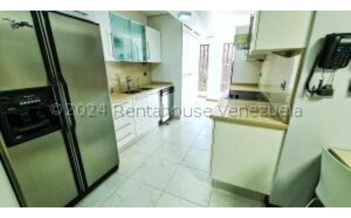 #24-23750 Amplio Y Bello Apartamento En La Lagunita Country Club