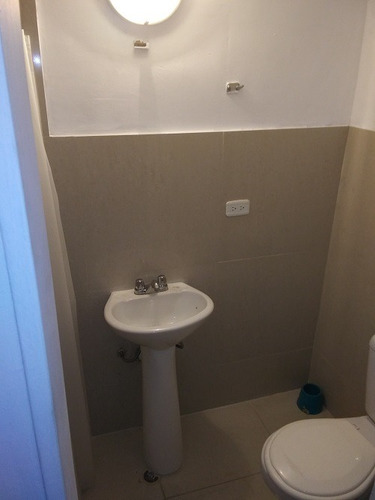 Imagen 9 de 13 de Apartamento En Altagracia. Av Baralt. Centro Rd A28