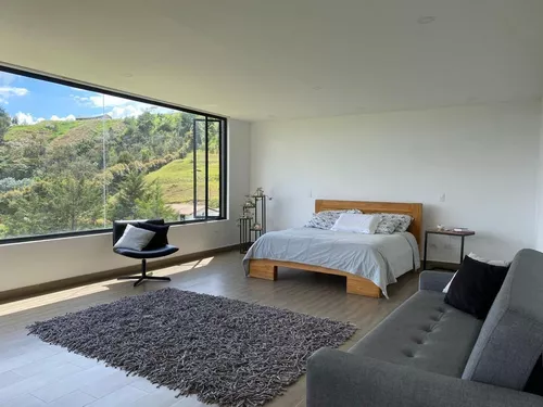 Encantadora Finca En Venta Llanogrande