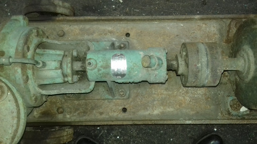 Bomba A Presión Hidráulica P/lavadero C/motor 380 V. C/carro
