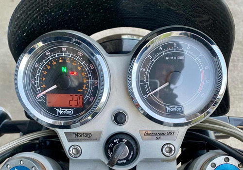 Imagen 7 de 7 de Norton Comando 961
