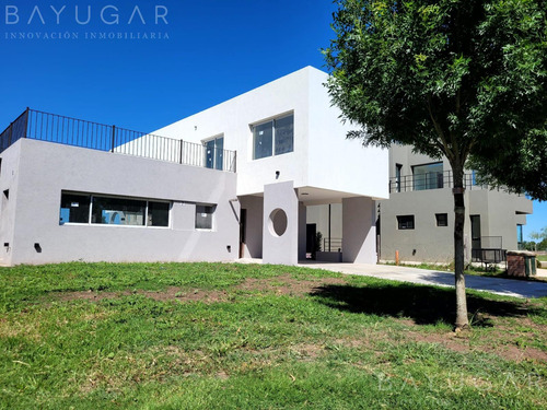 Venta Casa - Barrio Privado Santo Tomas / Pilar