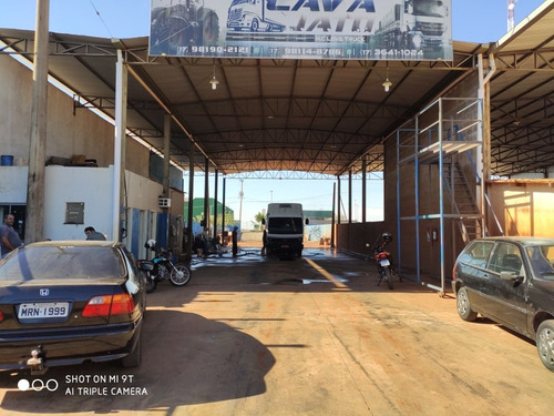 Imagem 1 de 5 de Lava Jato De Caminhões E Máquinas Pesadas