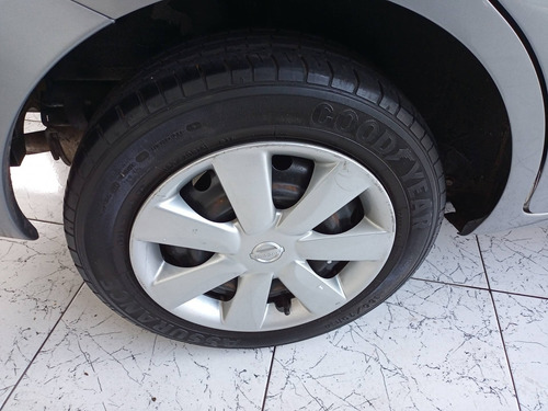 Imagem 11 de 12 de Nissan March 1.0 S 16v Flex 4p Manual