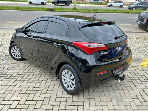Imagem 4 de 8 de Hyundai Hb20 1.6 C. Style/c. Plus Automático 2013/2013