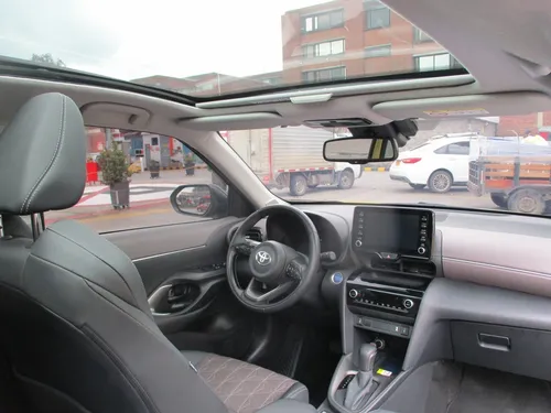Toyota Yaris Cross Hybrid 1500cc At Aa