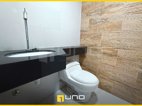 Imagen 8 de 8 de Local Comercial Con Amplio Frente En Alquiler