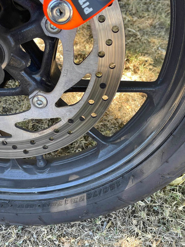 Imagen 6 de 9 de Yamaha Fz 25 Con Agregados De Seguridad Y Confort