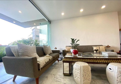 Imagen 6 de 9 de Vendo Apto 163m2 2h/3b/3p La Castellana 7053