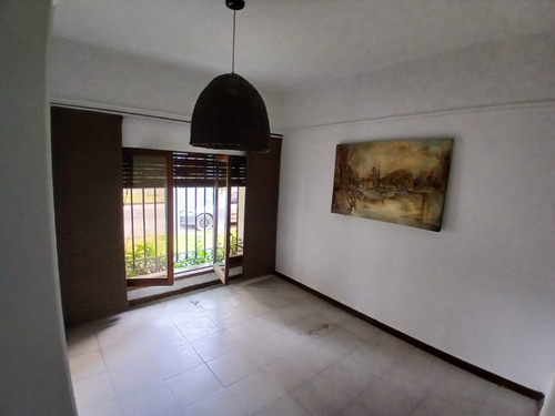 Departamento Tipo Casa En Venta Condicionada En Lanus Este