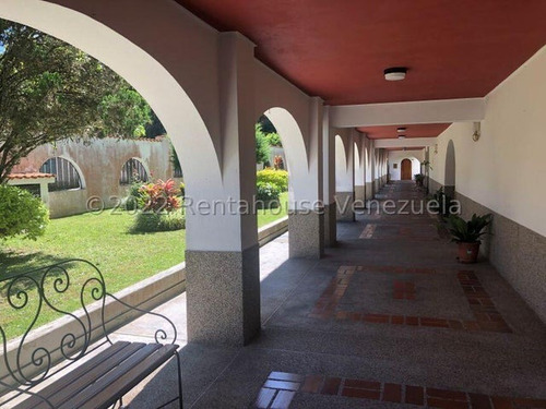 Bello Y Moderno Apartamento En Venta En Urbanización Las Salias De San Antonio De Los Altos 23-15446 Ag