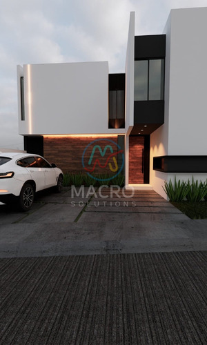 Casa En Preventa En Fracc. Tehuicil Con Alberca Y Jacuzzi Apta A Créditos