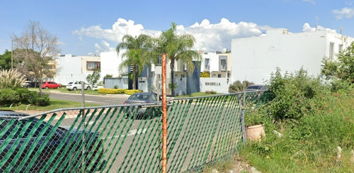 Sk14-casa En Venta En Av. Campo Príncipes 360, Int 24 Campo Real, 45134 Campo Real, Jal.
