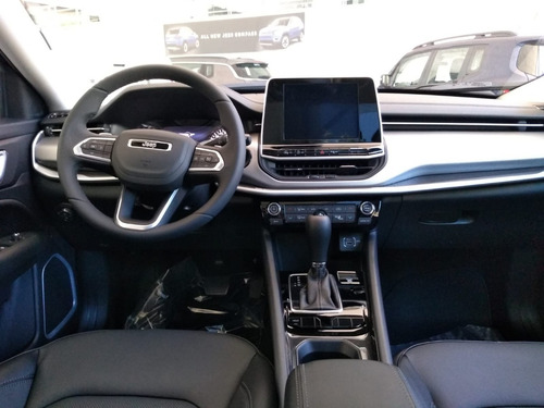 Imagen 14 de 15 de Jeep Compass 1.3 T270 Longitude
